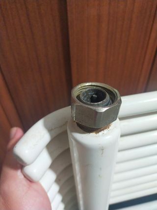 Radiador toallero DE AGUA