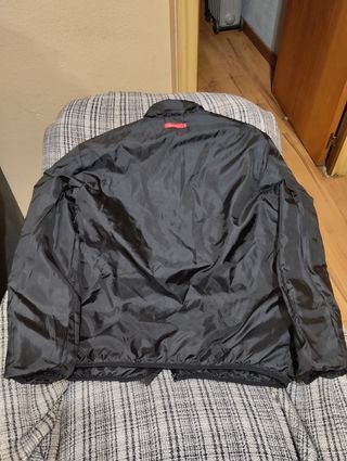Tissaia, talla XL.