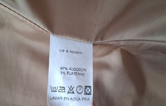 Chaqueta beige pana lisa