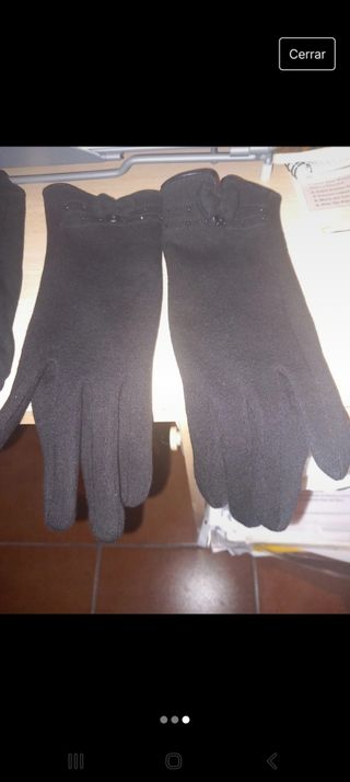 Guantes negros de mujer