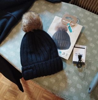 Berretto con bluetooth