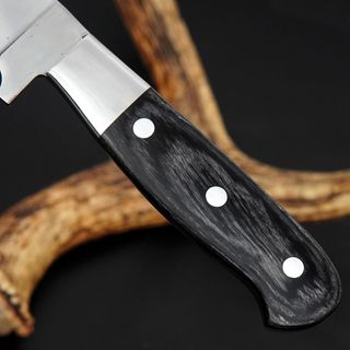 Coltello in acciaio carbonio fatto a 