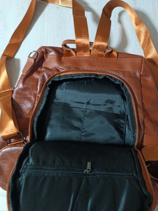 Bolso mochila sintético