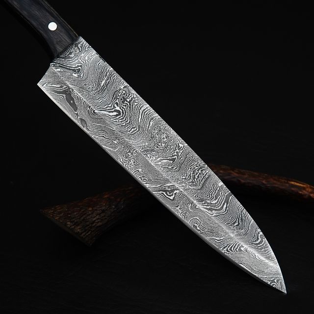 Coltello cuoco fatto a mano in acciaio damasco