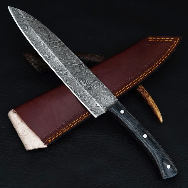 Coltello cuoco fatto a mano in acciaio damasco