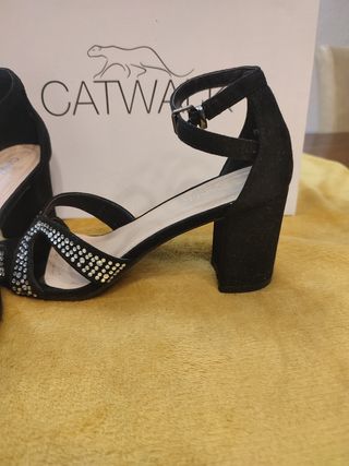 Sandalias tacón 37 negro/ brillos