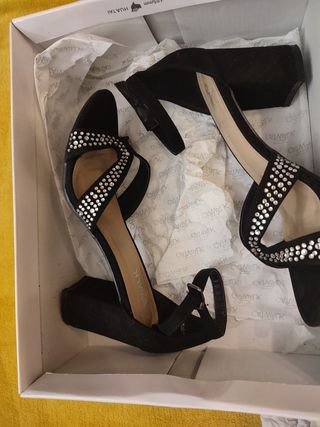 Sandalias tacón 37 negro/ brillos