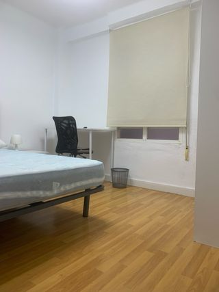 Habitacion en la zona Raval