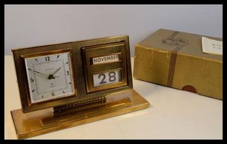 VINTAGE RELOJ 8 DIAS EUROPA /CALENDARIO ESCRITORIO