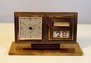VINTAGE RELOJ 8 DIAS EUROPA /CALENDARIO ESCRITORIO