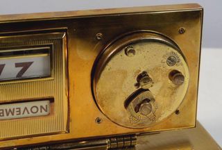VINTAGE RELOJ 8 DIAS EUROPA /CALENDARIO ESCRITORIO