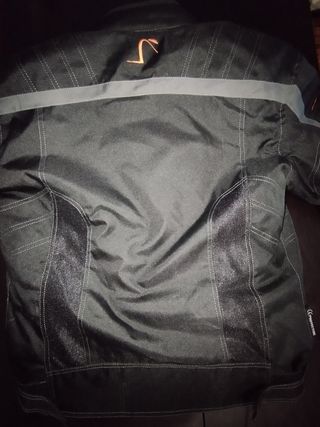 Chaqueta 4 estaciones para moto.