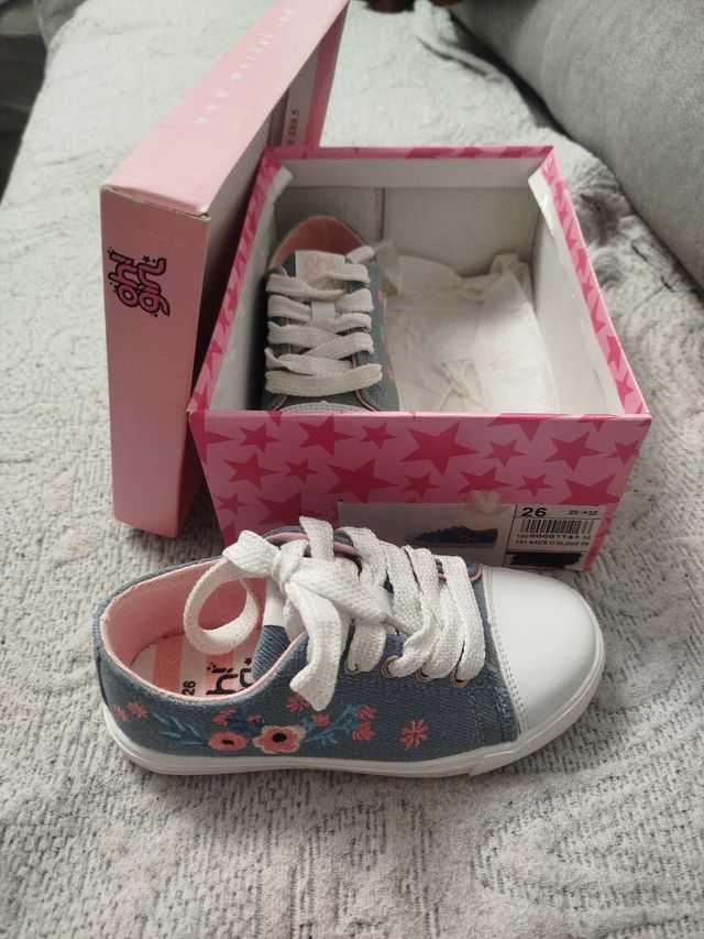 Tenis niña 26