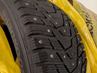 Neumáticos de invierno Hankook 215/60/16