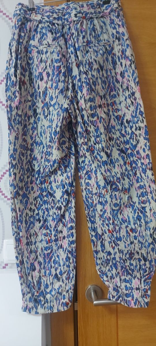 Pantalón Zara