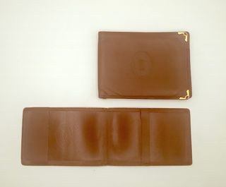 Portafoglio Must de Cartier in pelle marrone