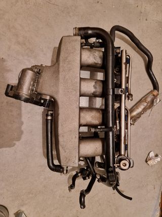 Colector de admisión 1.8T A4 2000 