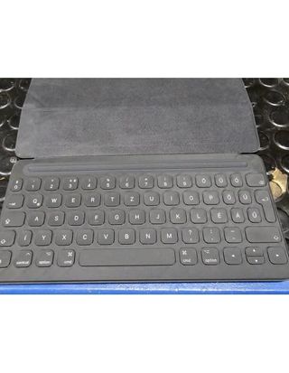 Teclado inteligente Apple iPad A1829