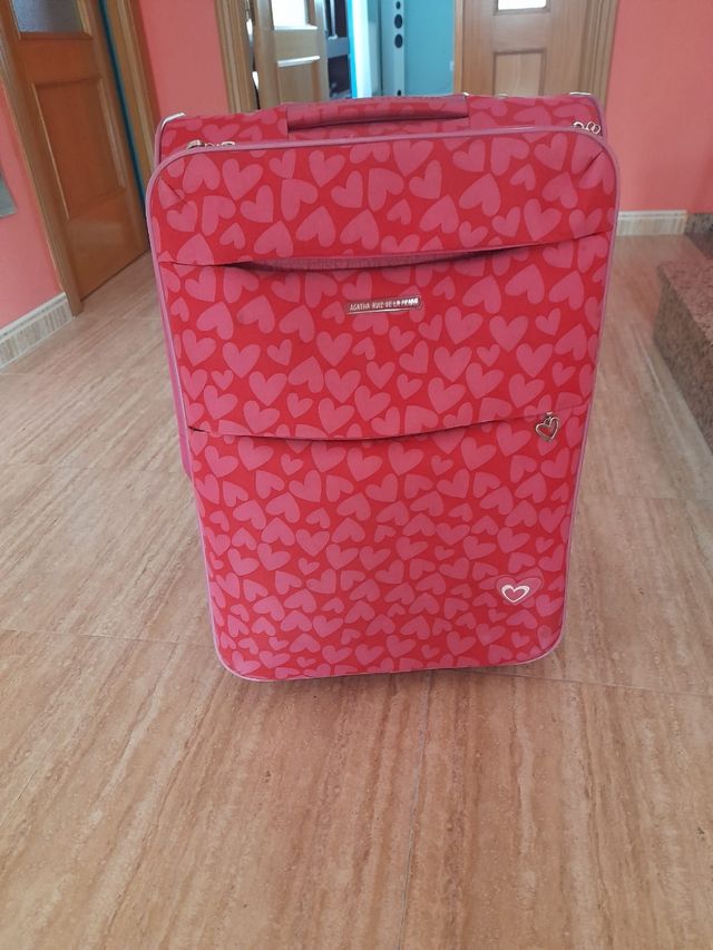 Maleta corazones agatha ruiz de la prada