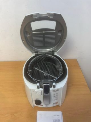 Freidora D’Longhi 1,2 L poco uso