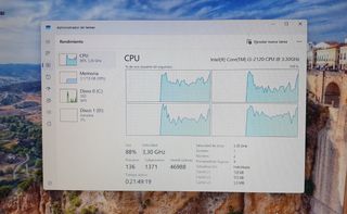PC Intel i3 3,30GHzs 8GB-RAM 120-SSD 1000-HDD