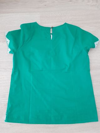 Blusa talla L de Precchio 