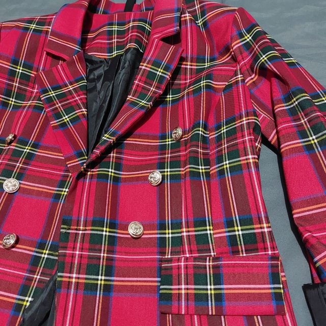 BLAZER NUEVA SIN ESTRENAR !!!