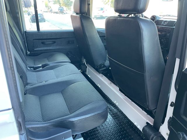 Land Rover Defender 2014