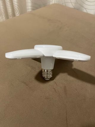 Lâmpada LED dobrável