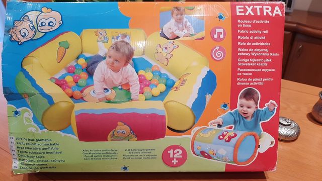 Manta de actividades con rulo sonoro.