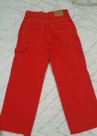 Pantalón estilo carpenter Pull and Bear 