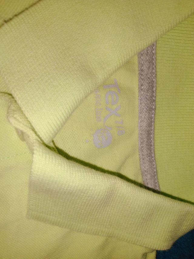 Lote de ropa de niño.