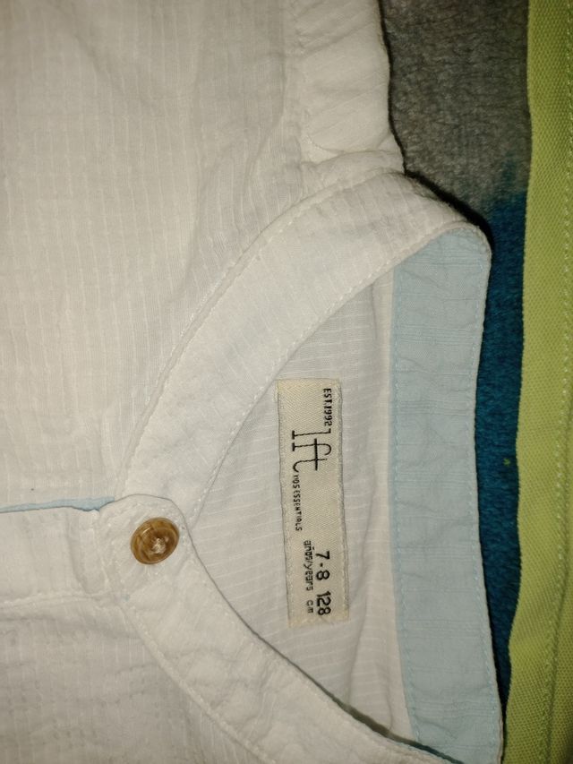 Lote de ropa de niño.