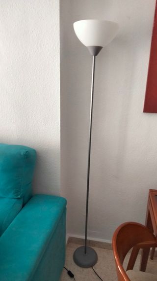 Lámpara de pie