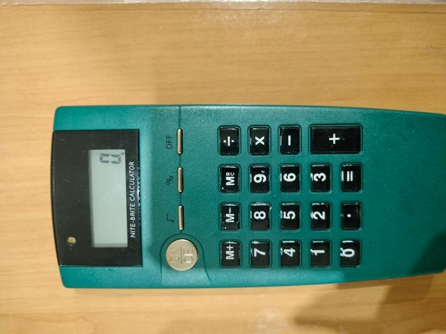 Calculadora solar y Pilas