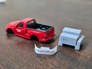 A todo gas ford f150 hotwheels supra mini gt ixo