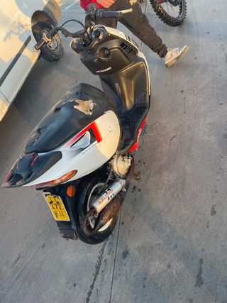 Aprilia sonic