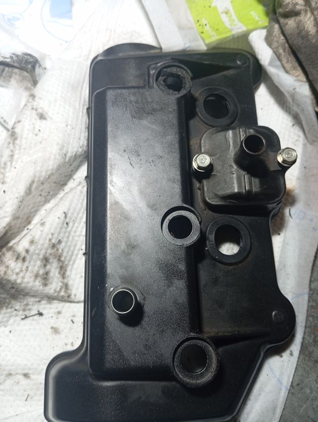 Tapa balancines CRF 1000