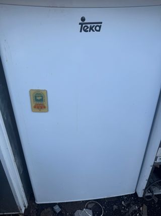 Se vendes Dos Niveras Pequeña TeKa y Aspes