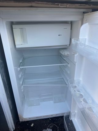 Se vendes Dos Niveras Pequeña TeKa y Aspes