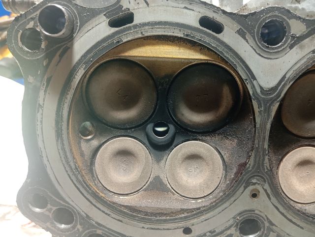 Culata África twin CRF 1000 DCT