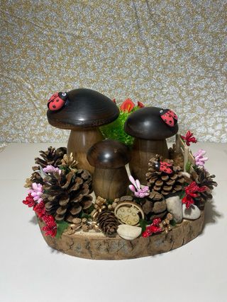 Centro tavola fantasy in legno handmade