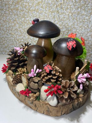 Centro tavola fantasy in legno handmade