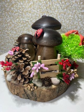 Centro tavola fantasy in legno handmade