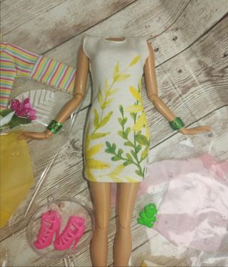 Lote ropa Barbie+acc, Artículos Nuevos