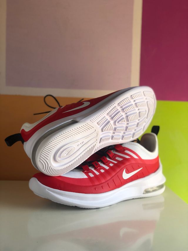 Nike 𝔸𝕚𝕣 𝕄𝕒𝕩 Axis Talla 38.5