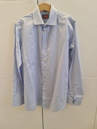 Camisa nueva, tejido súper agradable