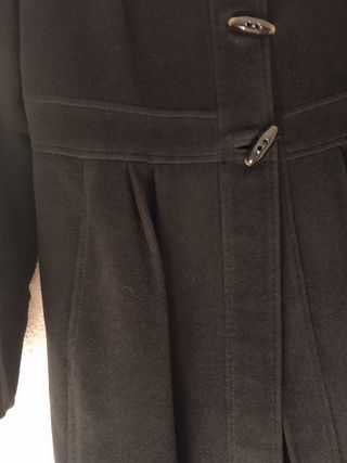 Abrigo de paño largo negro