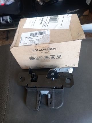 Cerradura portón volkswagen caddy