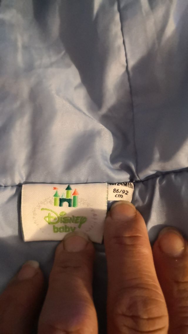 Smanicato Disney taglia 18-24 mesi